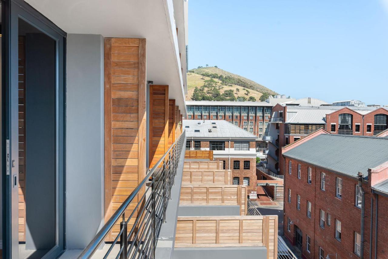 The Docklands Luxury Apartments Κέιπ Τάουν Εξωτερικό φωτογραφία